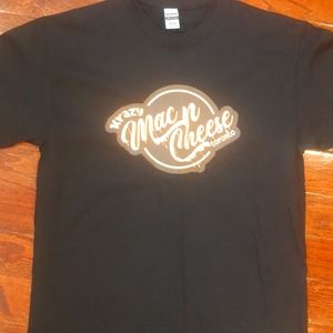 RARE MAC N CHEESE COMPANY T SHIRT